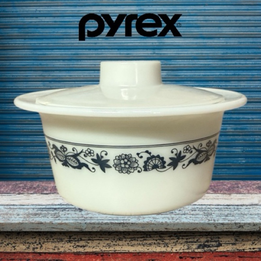 Vintage Pyrex Old Town Blue Covered Butter Dish  With Lid "Blue Onion" Pattern